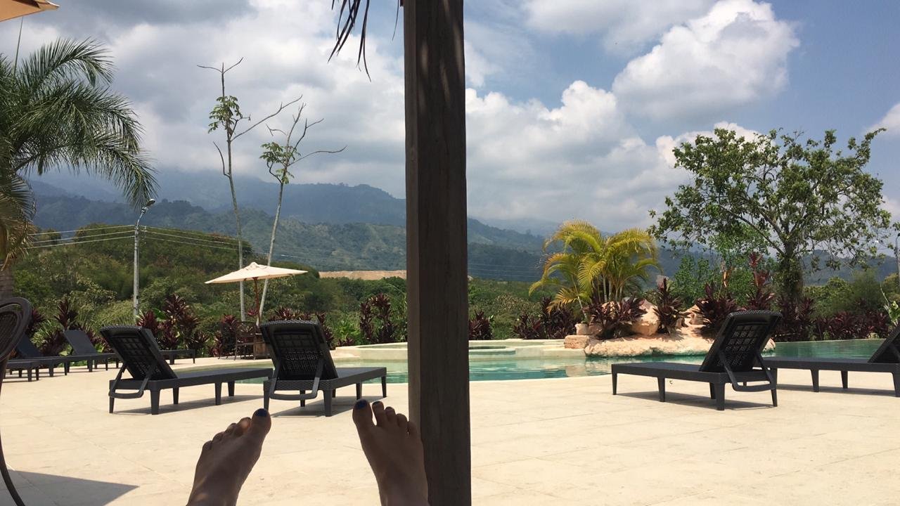 Hotel Hacienda Calucayma-泳池