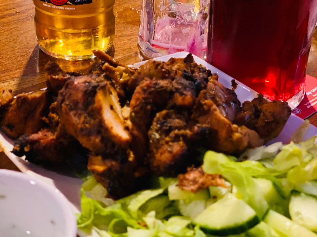 442 Bar & Grill景点图片