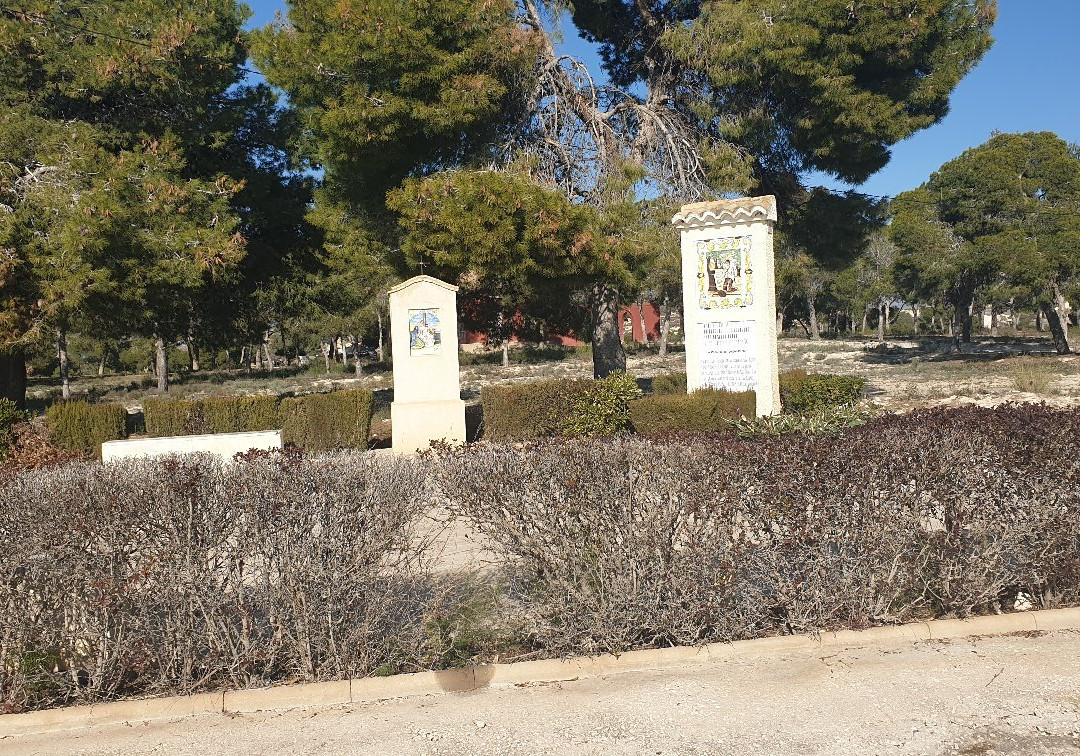 Ermita de La Aparicion-Monforte del Cid必去景点
