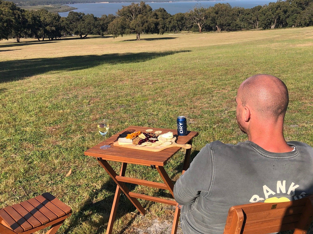 French Island Glamping主图