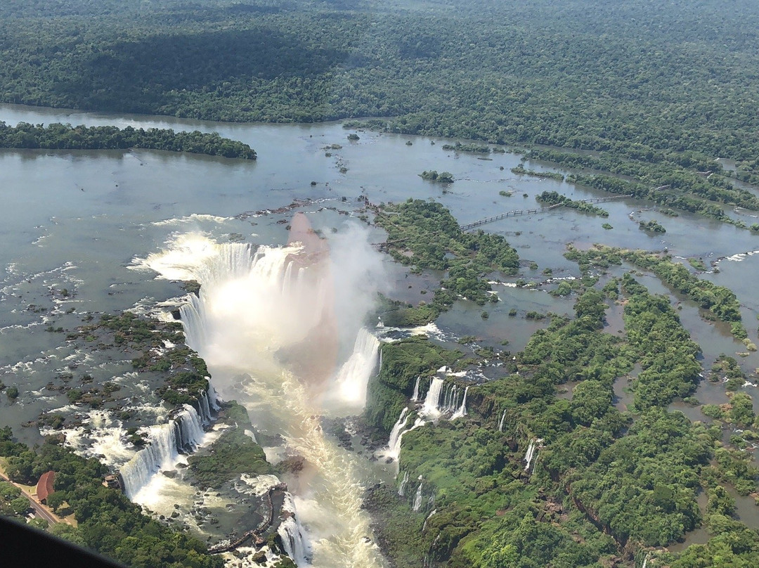 Traslados en Puerto Iguazu-伊瓜苏港必去景点