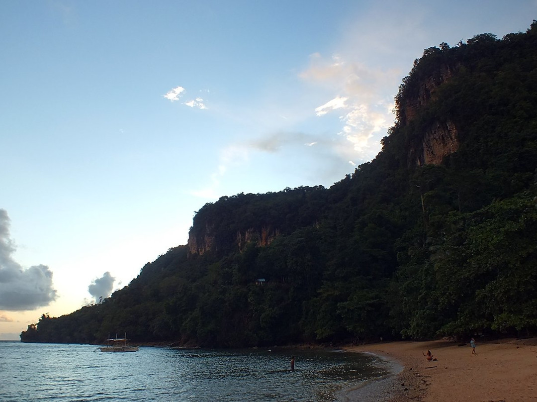 Bugana Beach And Dive Resort主图