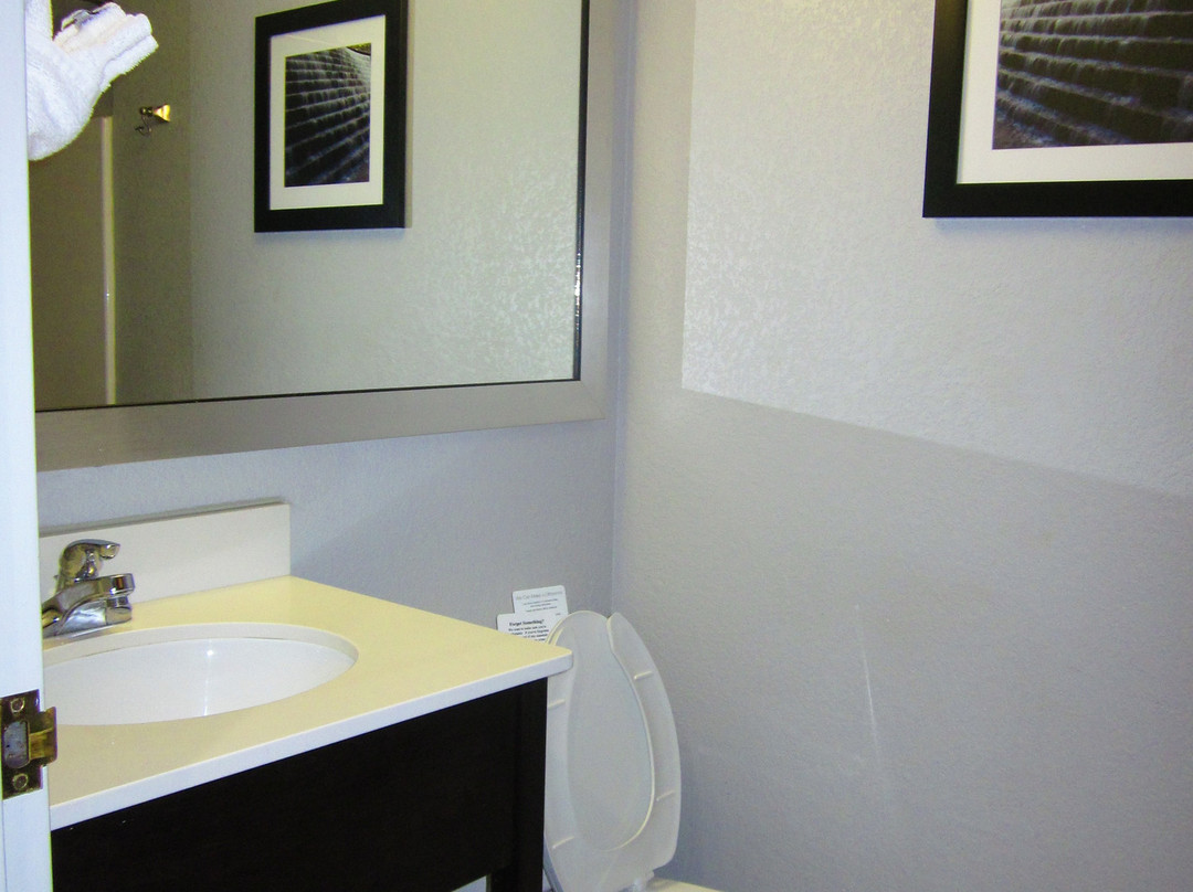 Quality Suites Pineville - Charlotte主图