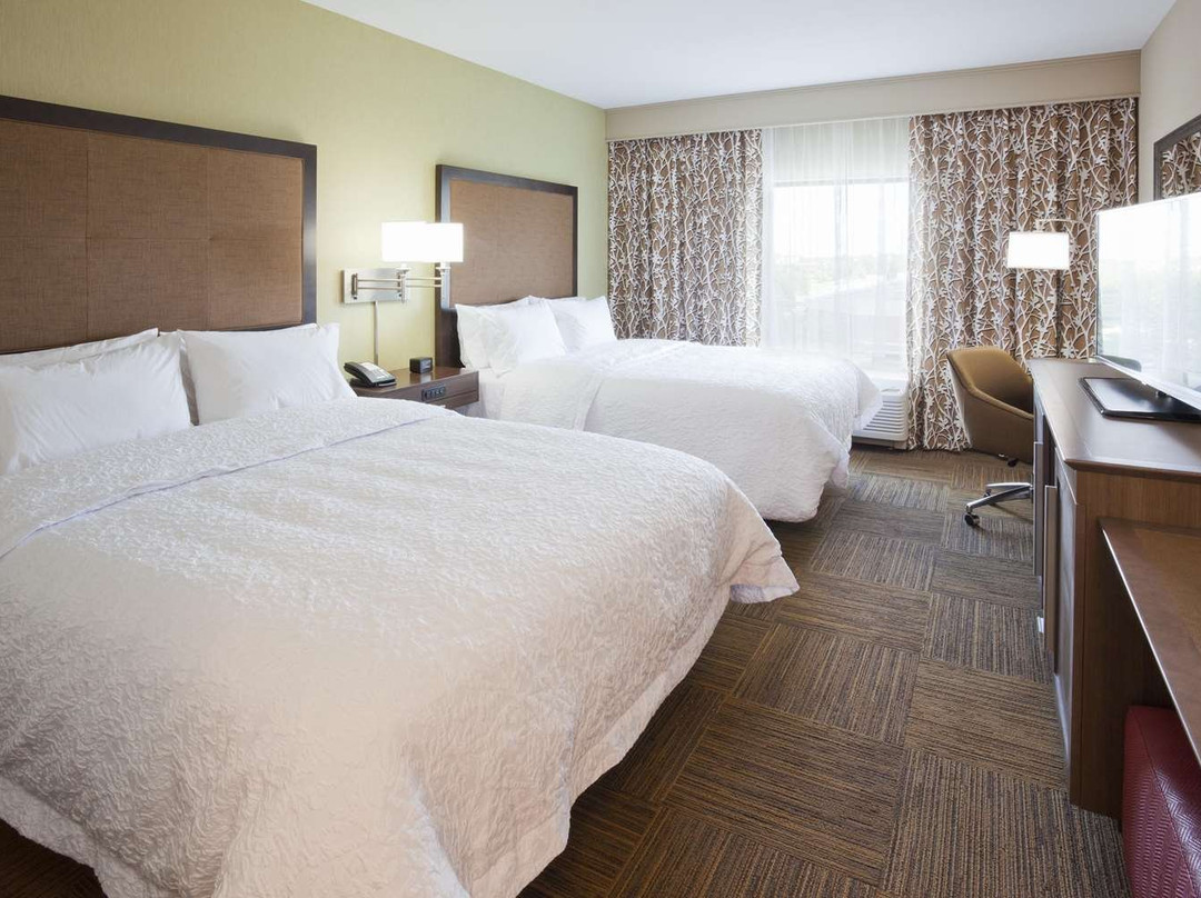 Hampton Inn Minneapolis-Roseville主图