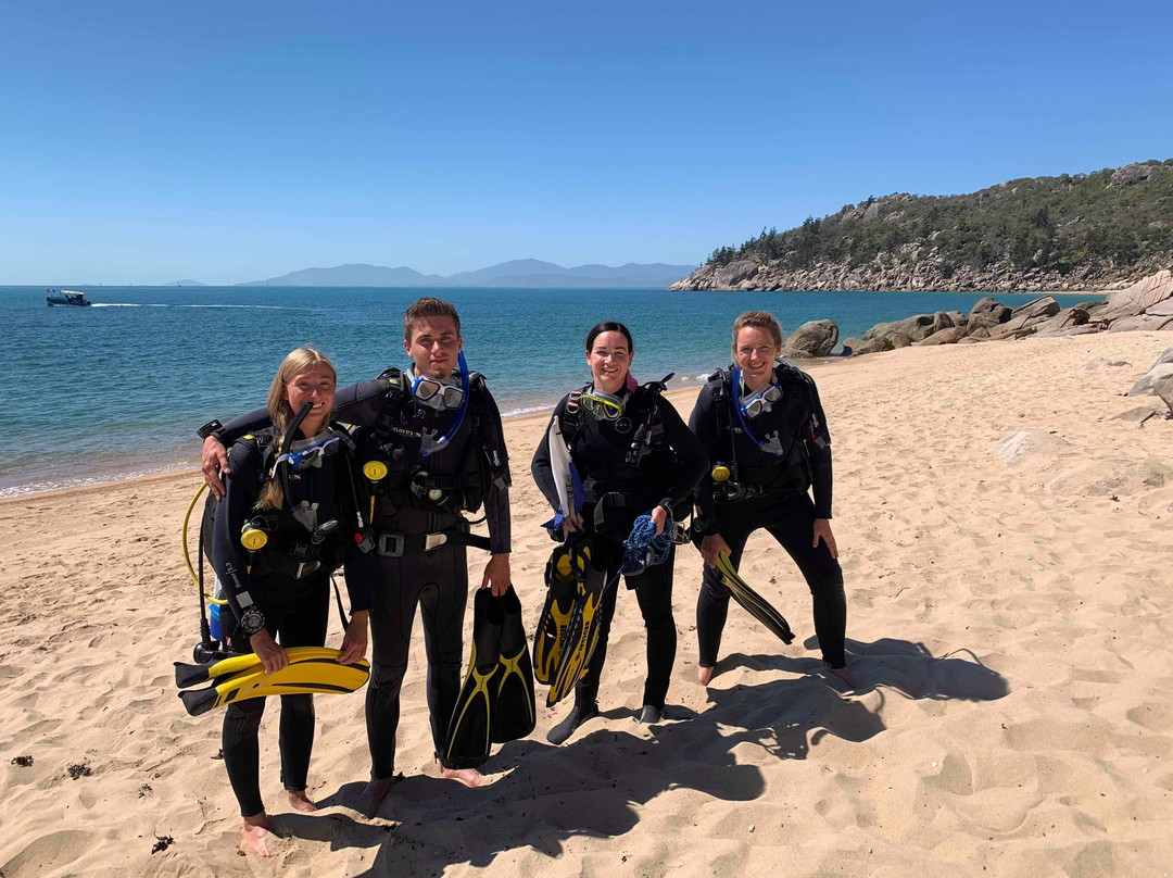 Pro Dive Magnetic Island-Nelly Bay必去景点