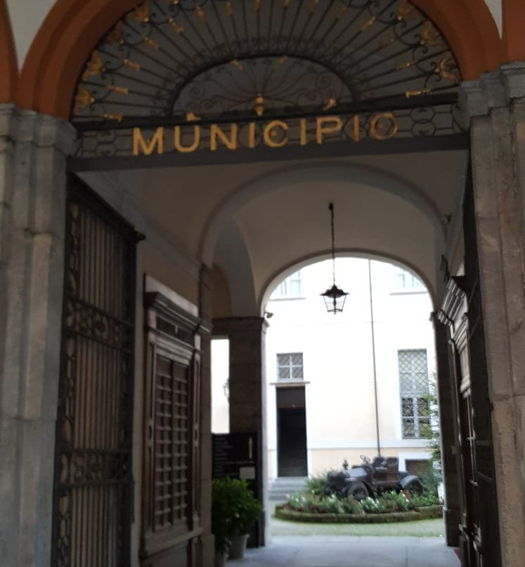 Palazzo Municipale-库内奥必去景点