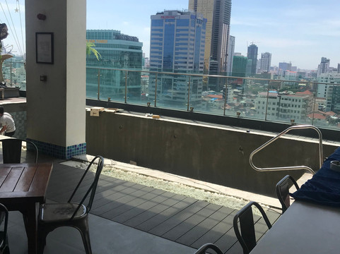 奥鲁瑟伊酒店主图