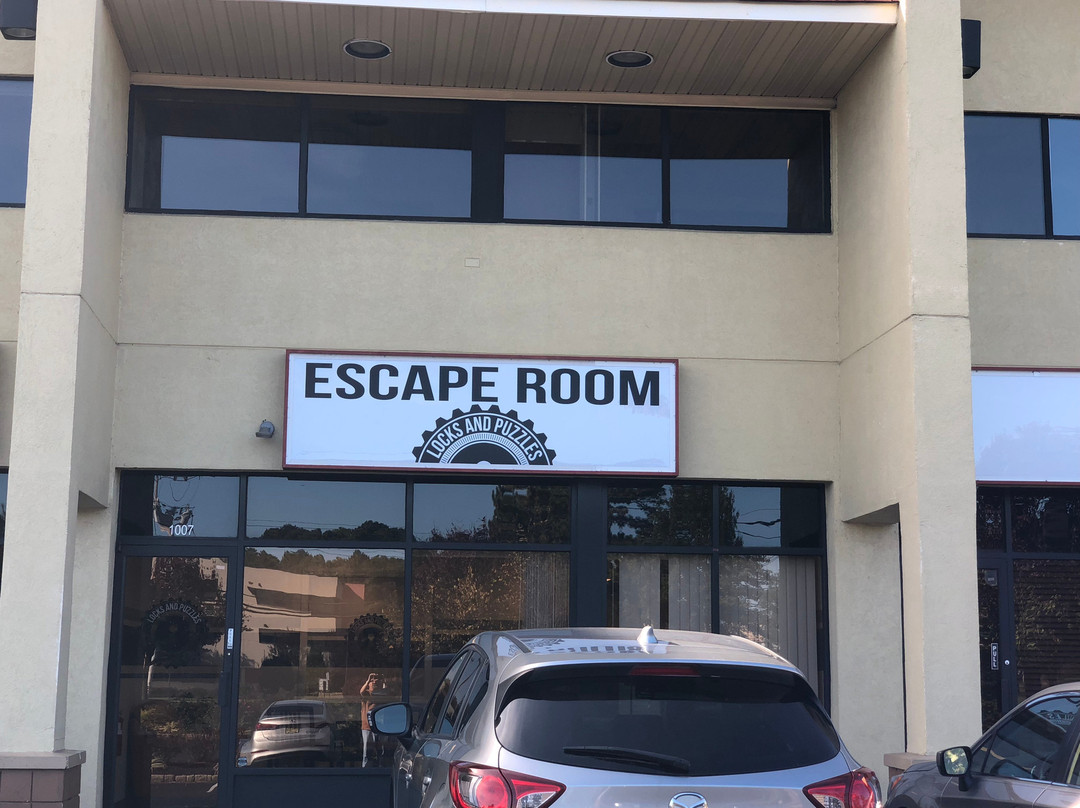 Locks and Puzzles Escape Room景点图片