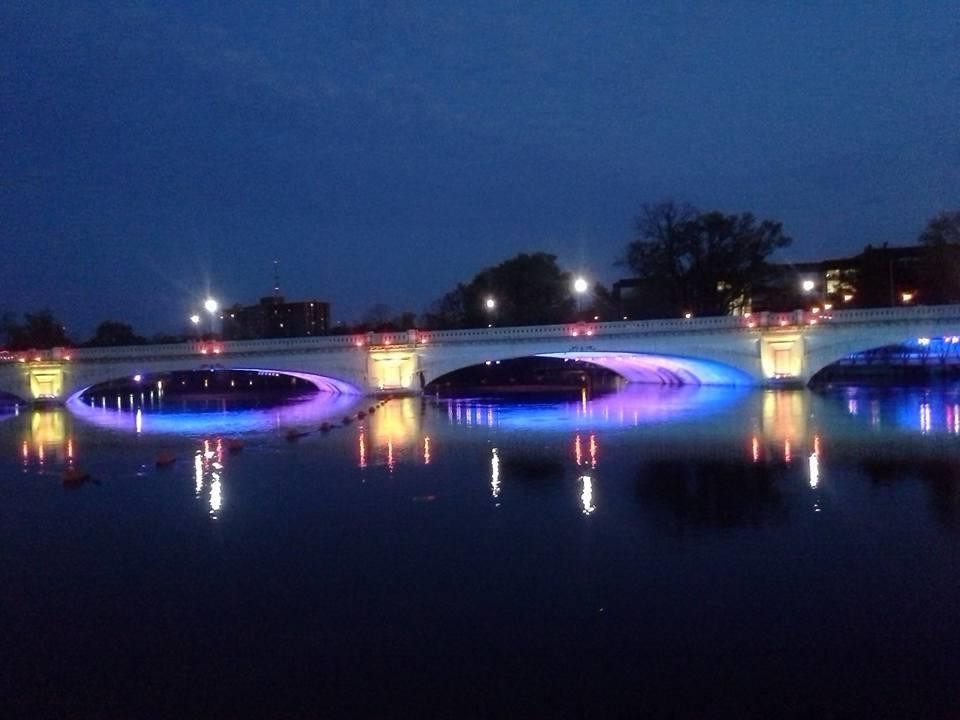 River Lights Plaza景点图片