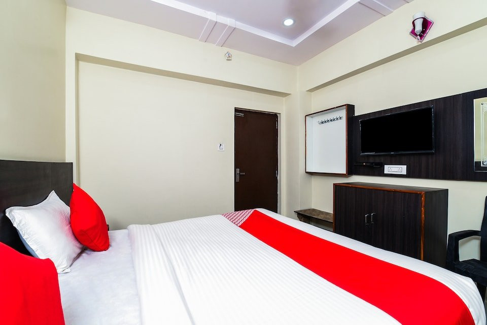 OYO 27635 Hotel Haripriya主图