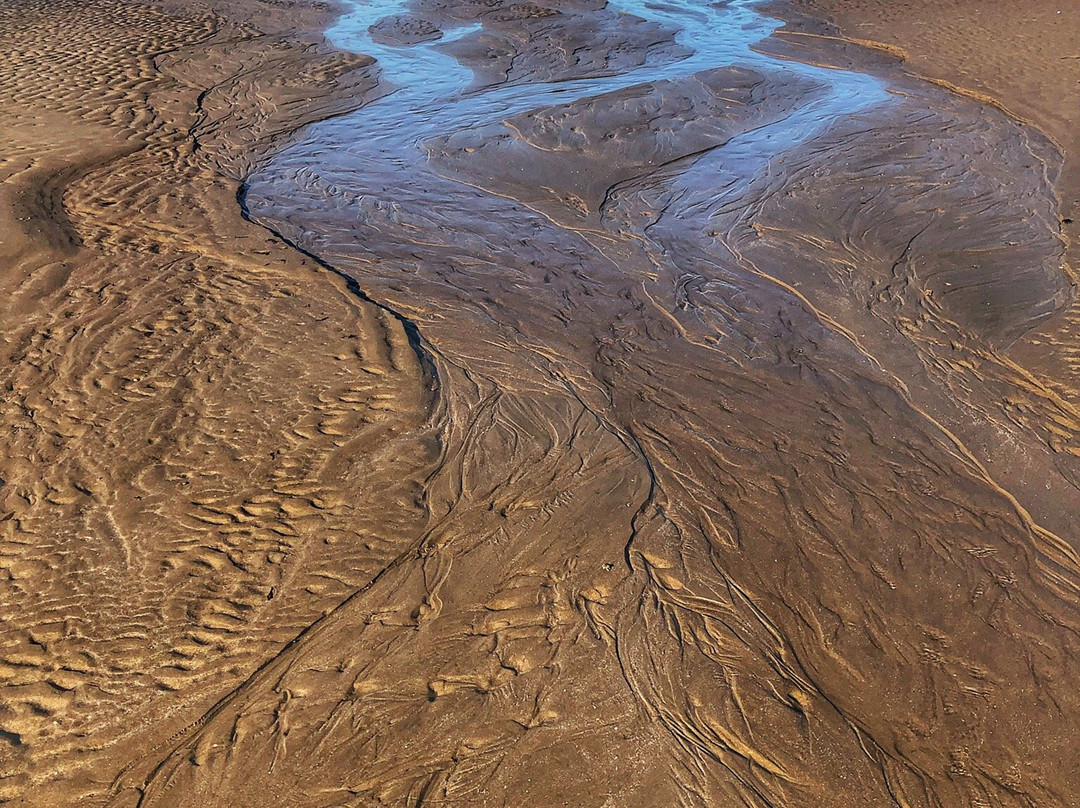 West Shore Beach景点图片