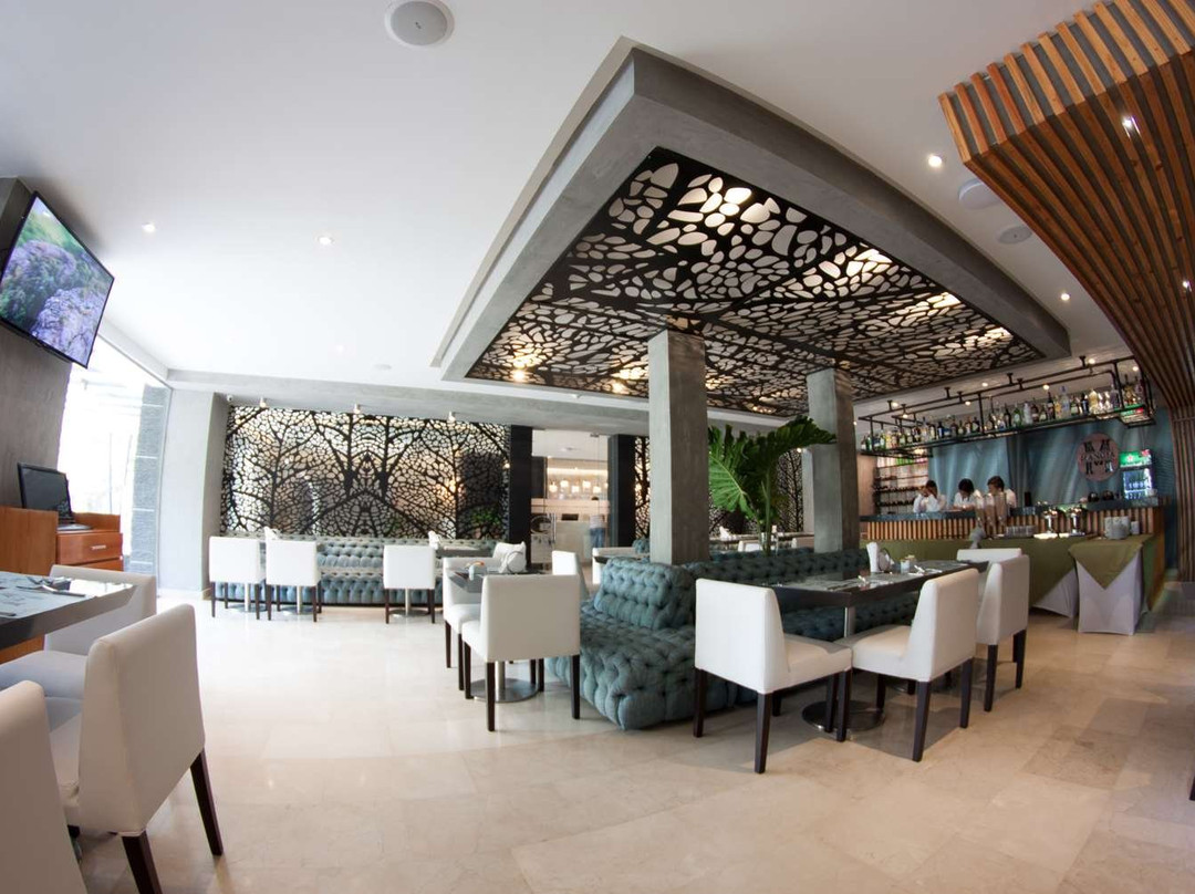 Hotel Washington Plaza主图