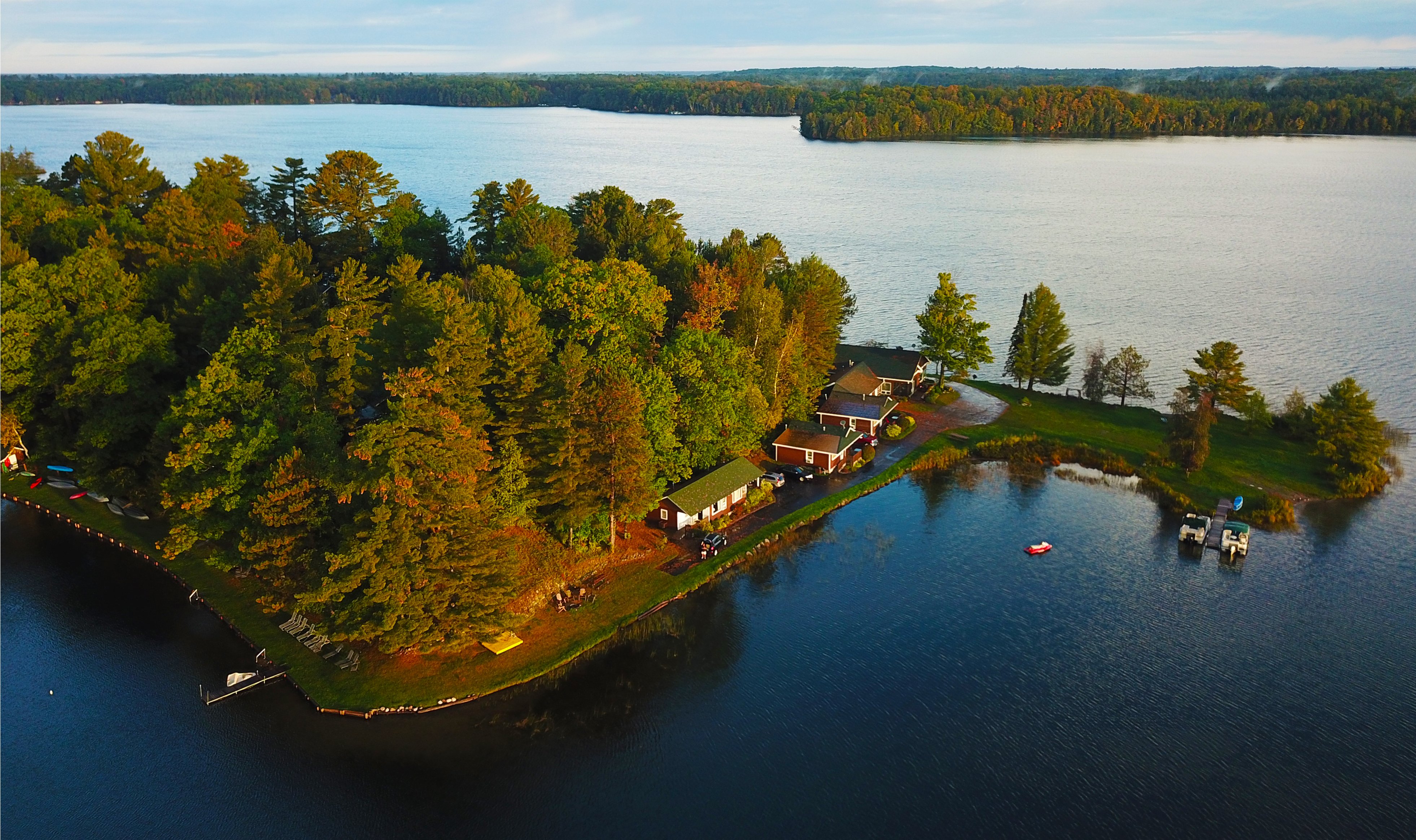 Dillman's Bay Resort-官方