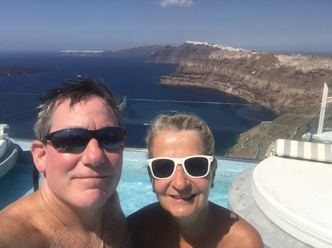 Suites of the Gods Cave Spa Suites主图