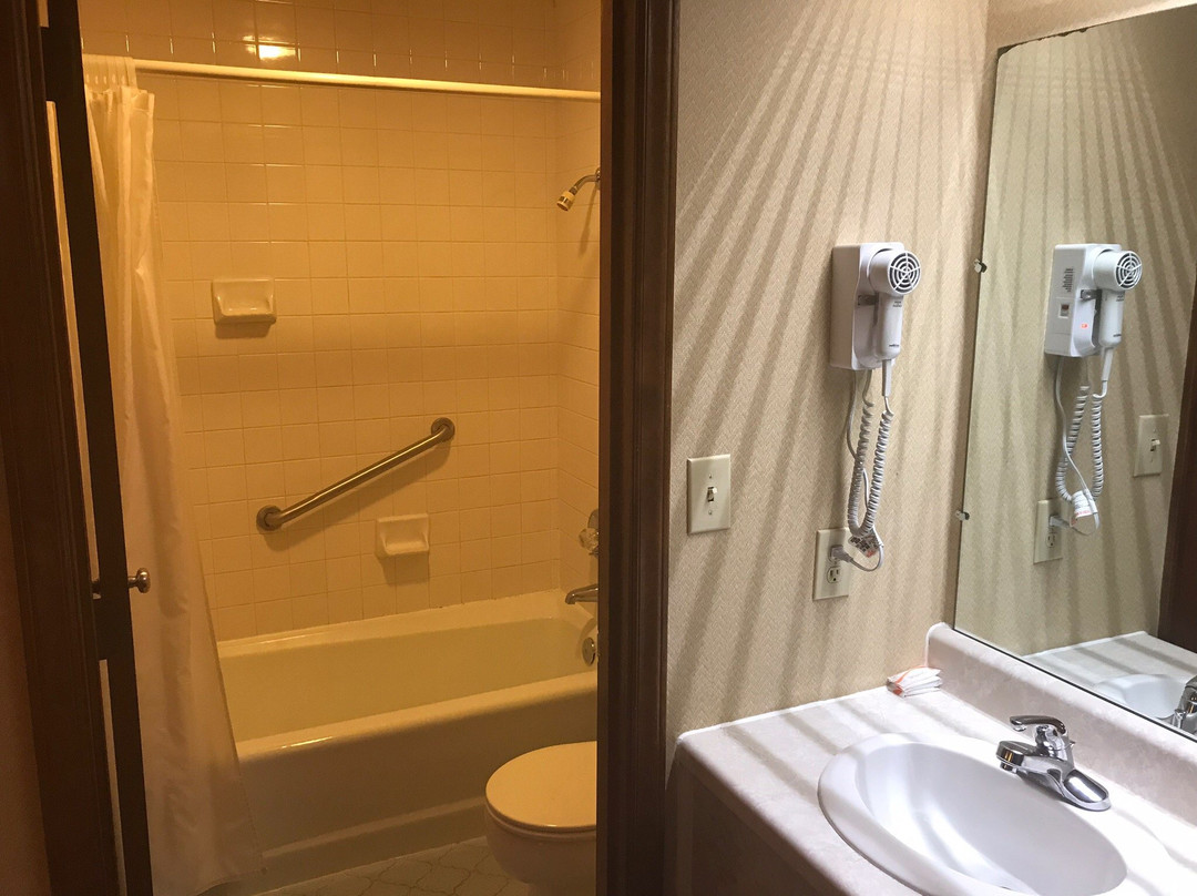 Pine Acres Lodge主图