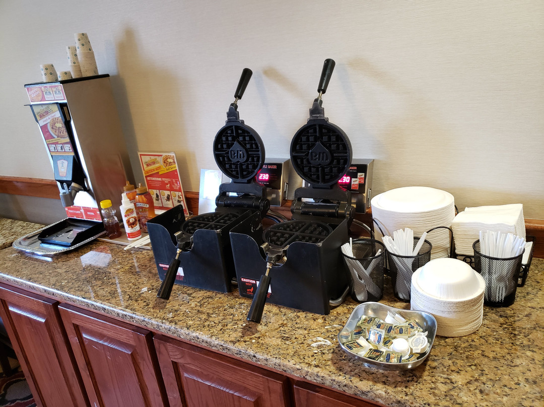 Best Western Plus Capital Inn主图