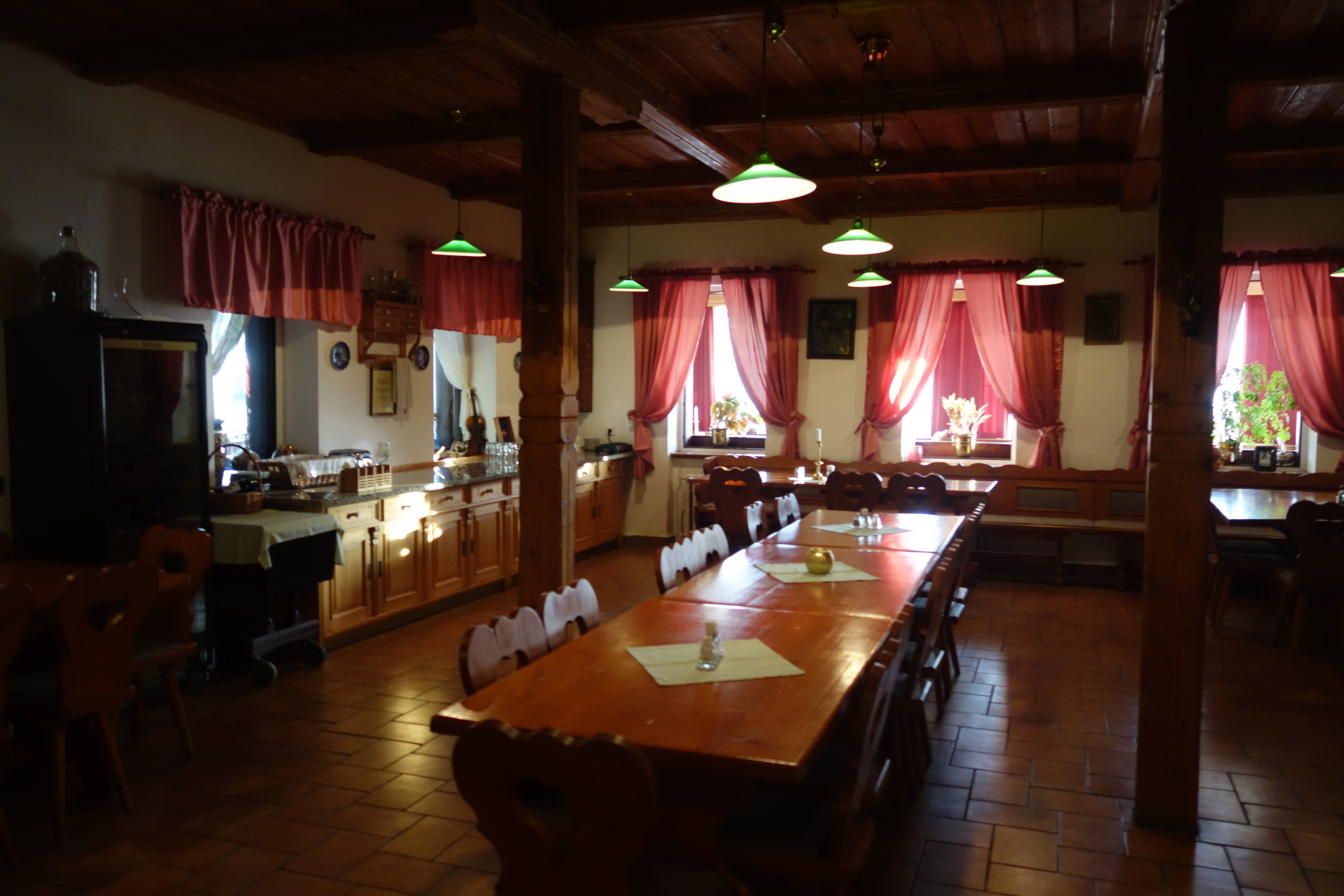 Hotel V Nebi-餐饮