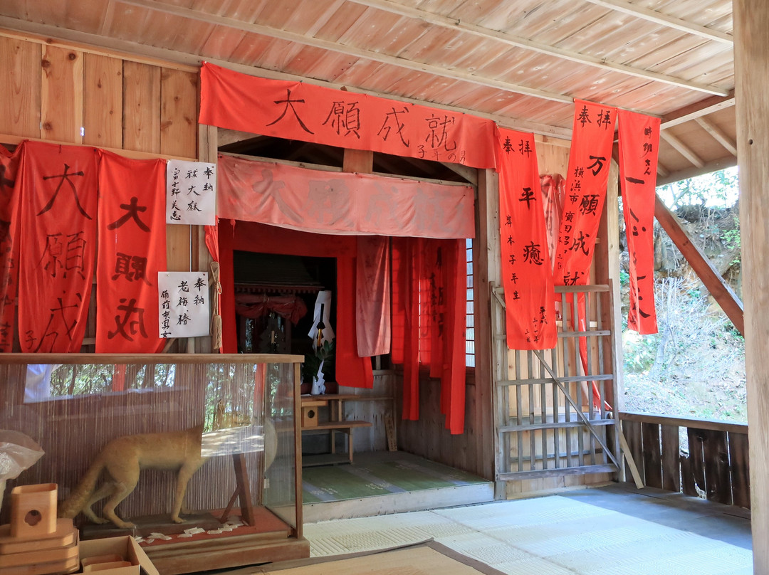 Tokikiri Inari Shrine景点图片