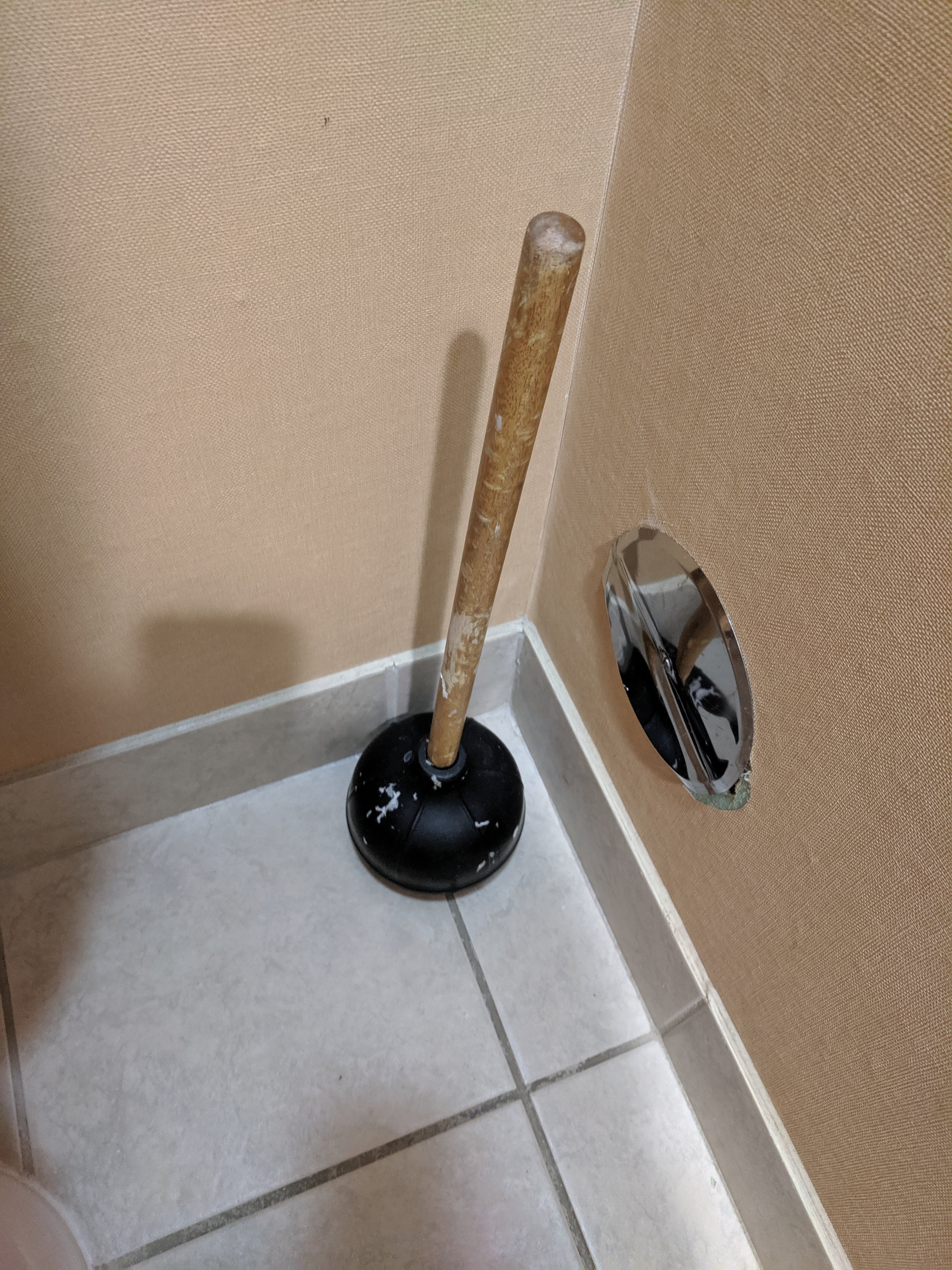 Spark By Hilton Plymouth-浴室