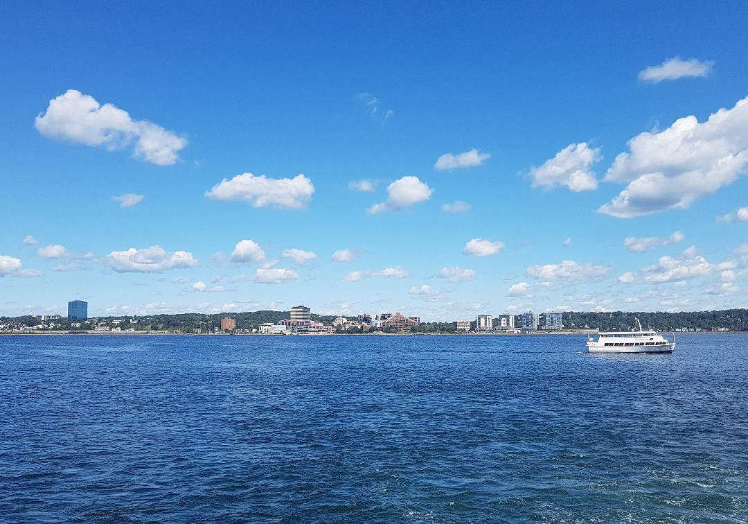 Halifax Harbour Ferry景点图片