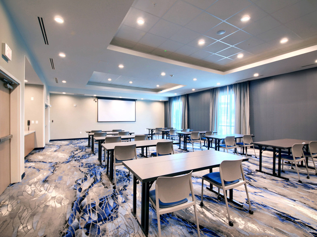 Fairfield Inn & Suites Dallas Cedar Hill主图