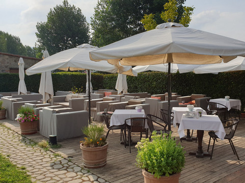 里肯帕内酒店主图