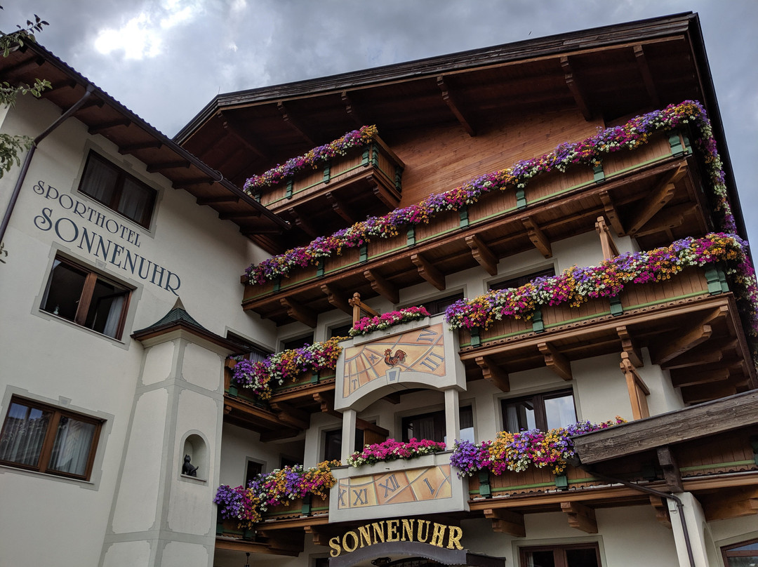 Hotel Sonnenuhr主图