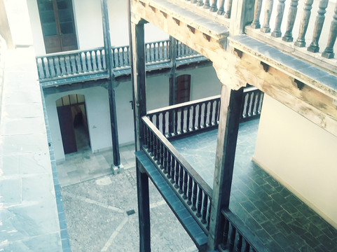 Palacio Condes de Requena-Toro必去景点