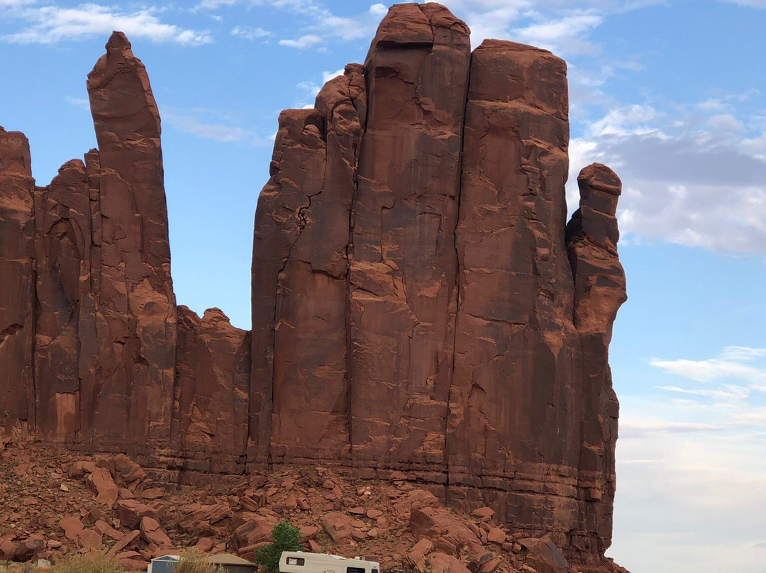 Monument Valley Day Tours景点图片