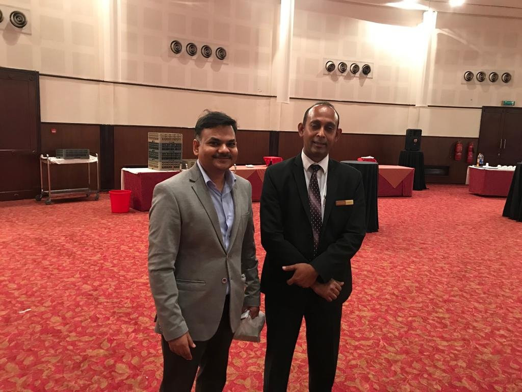 法拉吉酒店主图