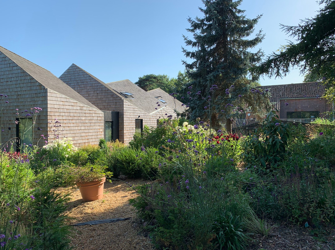 Five Acre Barn主图