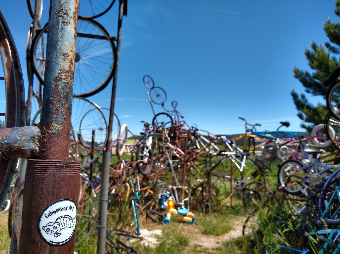 Bicycle Sculpture景点图片