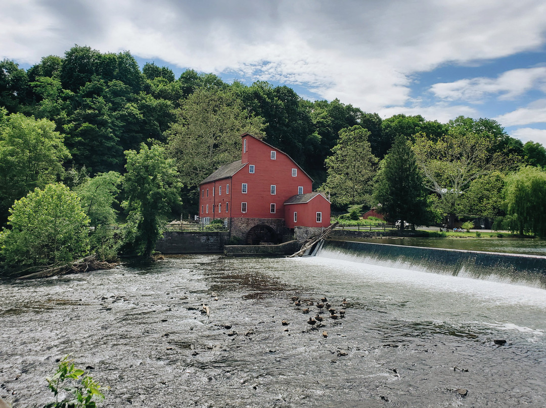 Red Mill Museum Village景点图片