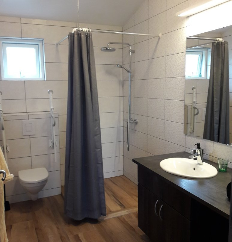 乡村安娜酒店主图