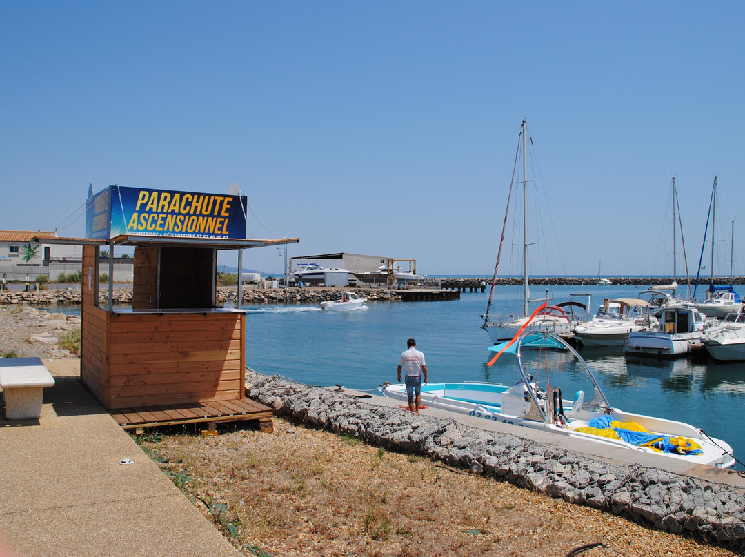 PARACHUTE MARSEILLAN景点图片