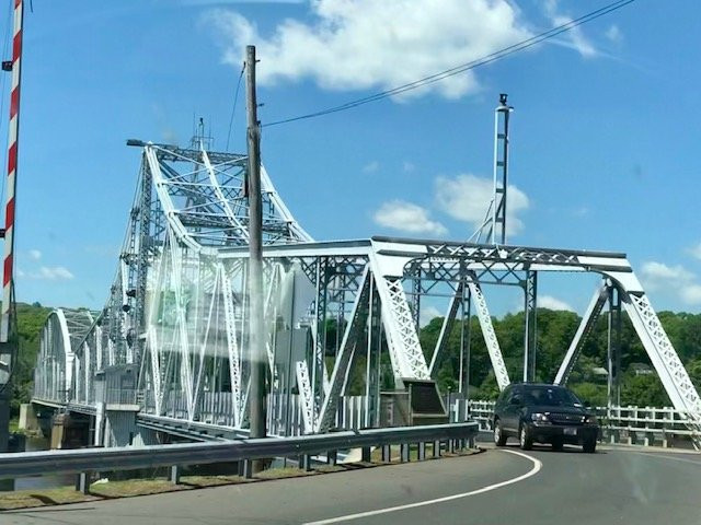 East Haddam Swing Bridge-East Haddam必去景点
