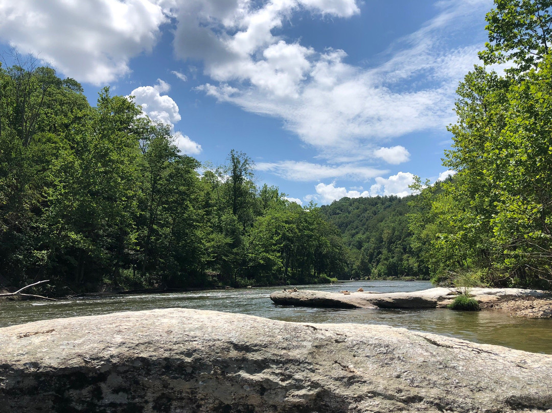 Loafers Glory Rafting and Tubing-Bakersville必去景点