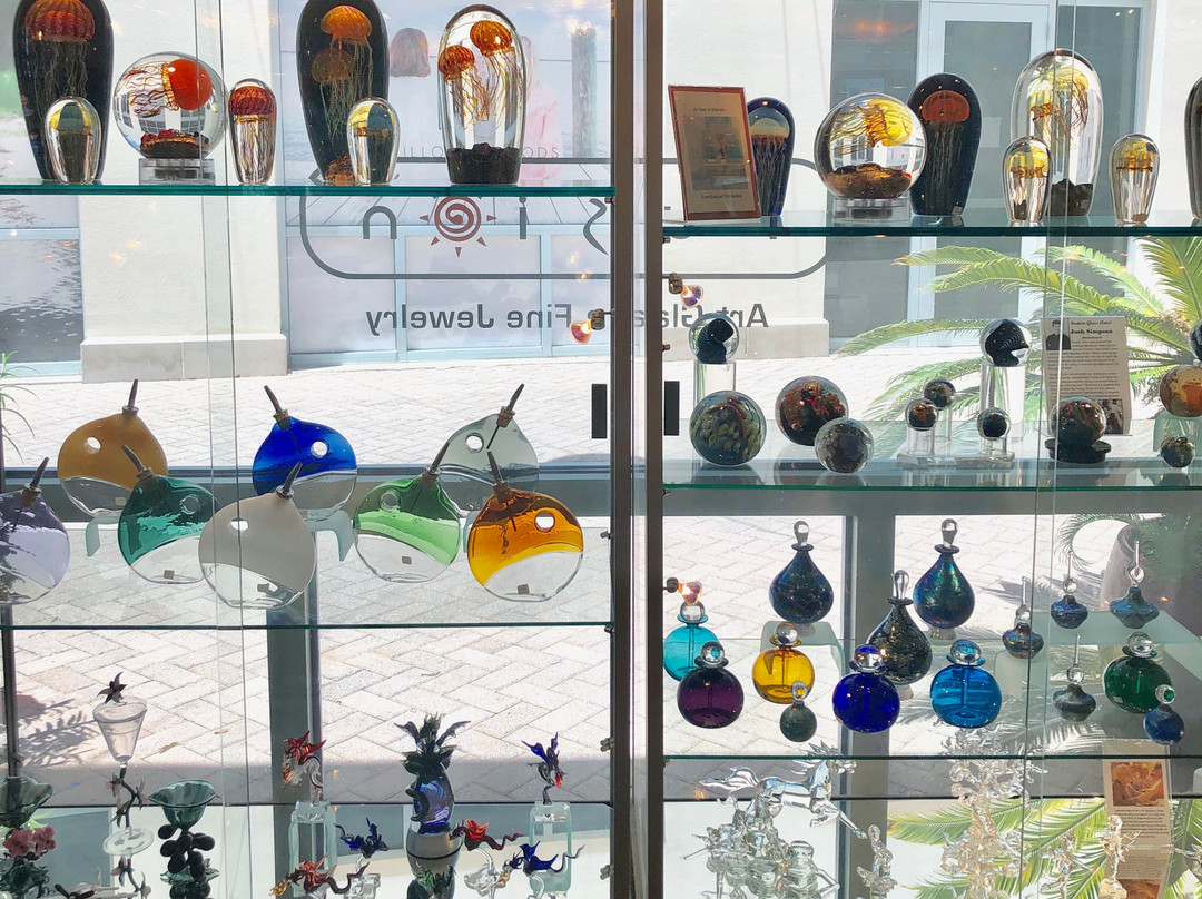 Fusion Art Glass & Fine Jewelry Gallery景点图片