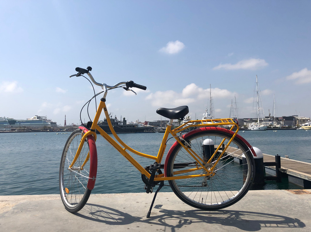 MO'bike Cabanyal Playa-巴伦西亚必去景点