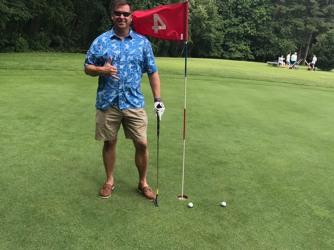 Midway Par 3 Golf Course-刘易斯必去景点