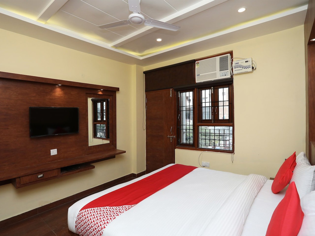 OYO 23616 Hotel Ss主图