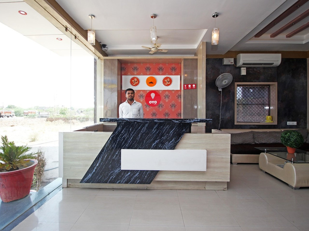 OYO 1623 Hotel JS Regency主图