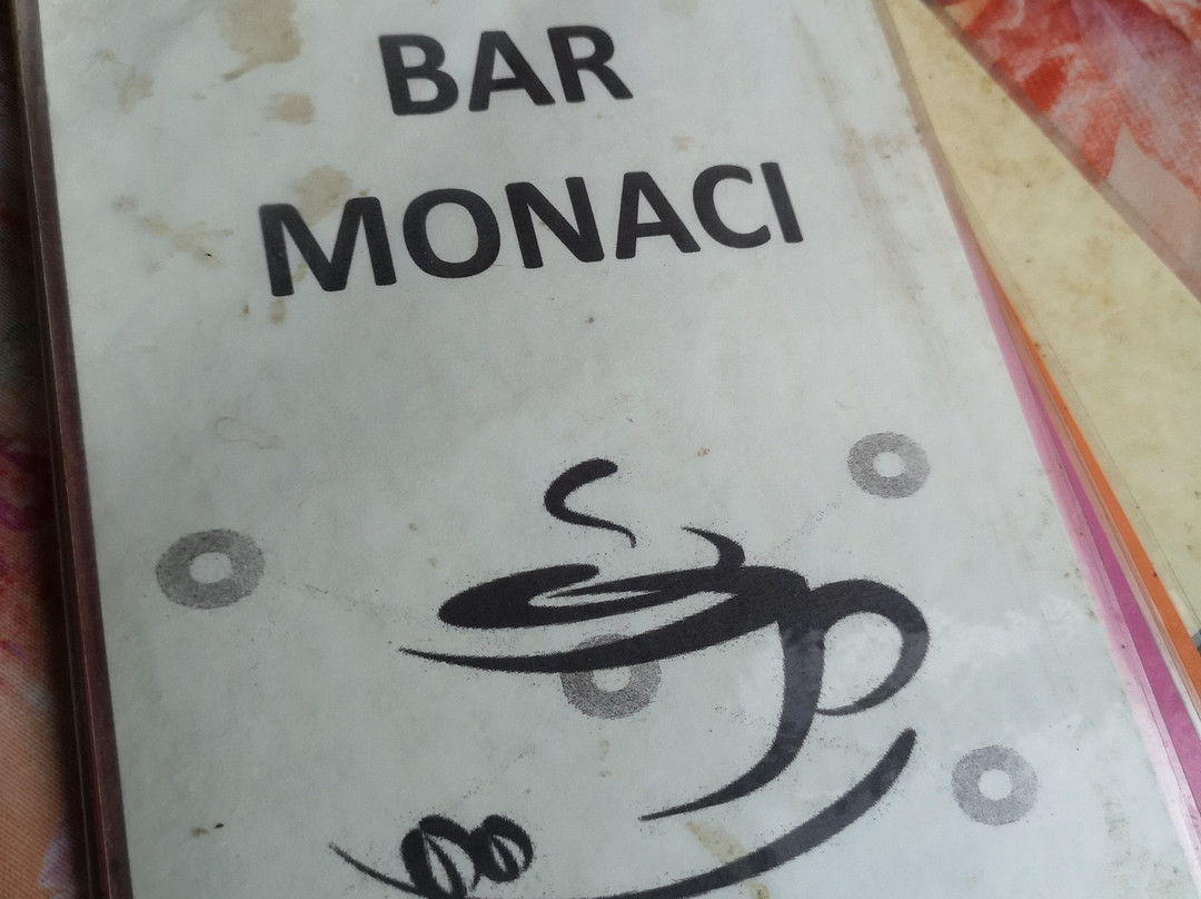 Bar Monaci-Dongo必去景点