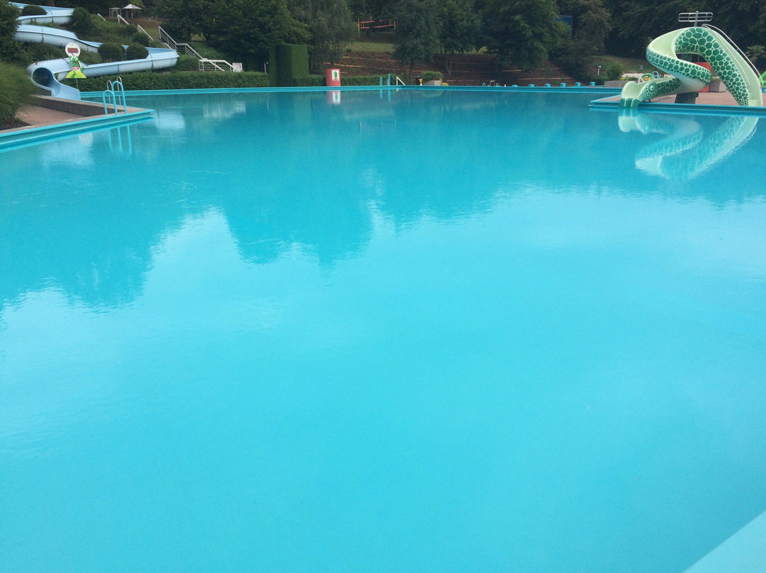 Freibad Platschare-Roding必去景点