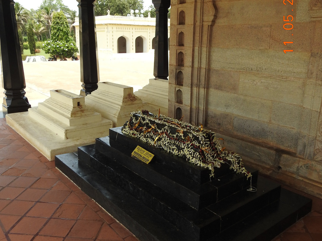 Gumbaz Burial Chamber景点图片