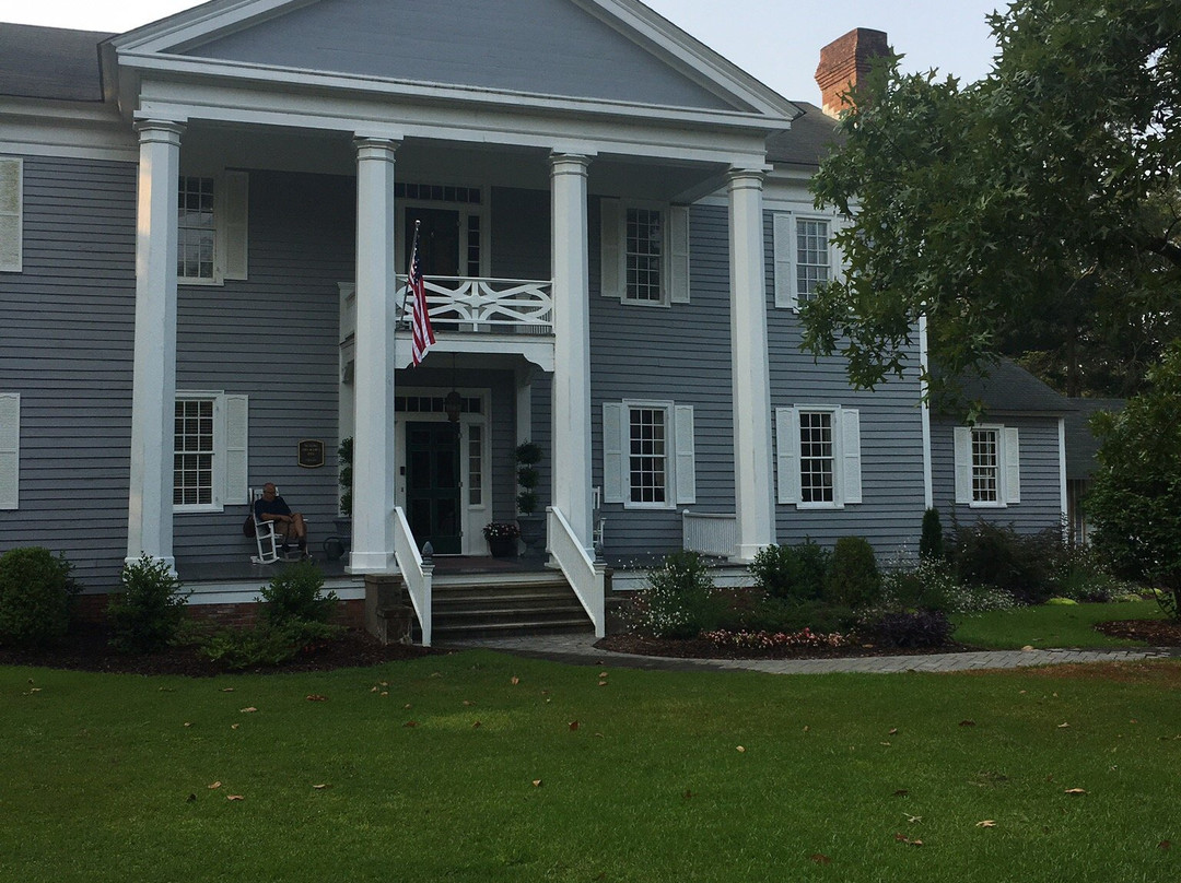 The Elizabethtown Inn主图