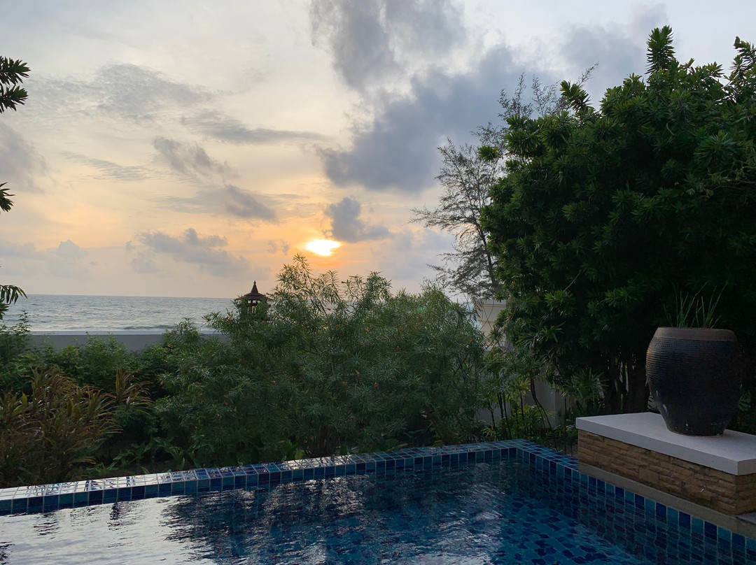 普吉岛瑞享邦道海滩度假村主图