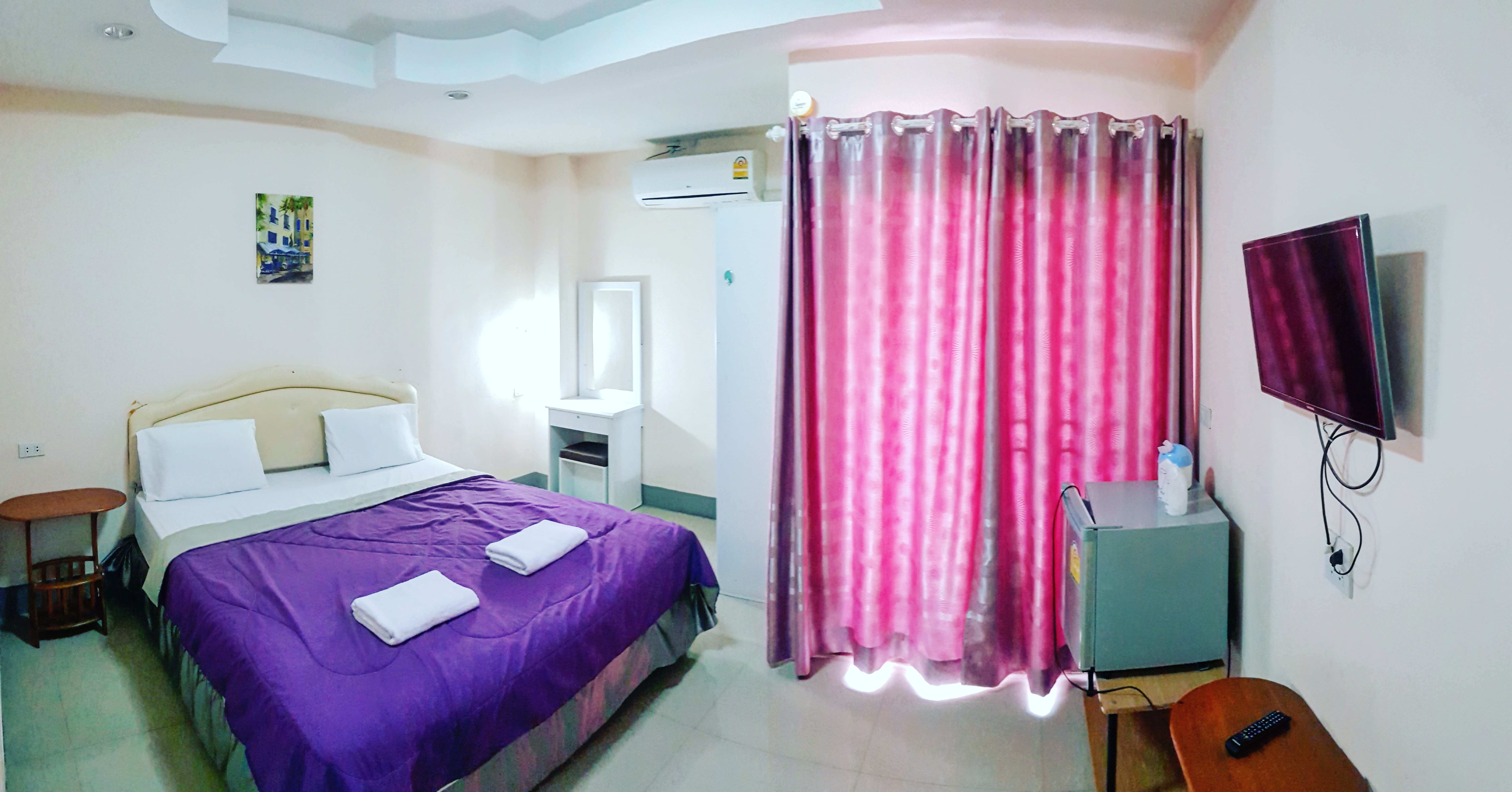 The Riverfront Place-官方