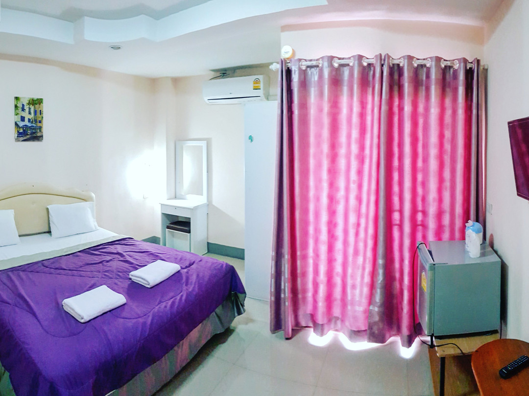 Ban Lueam酒店住宿-The Riverfront Place