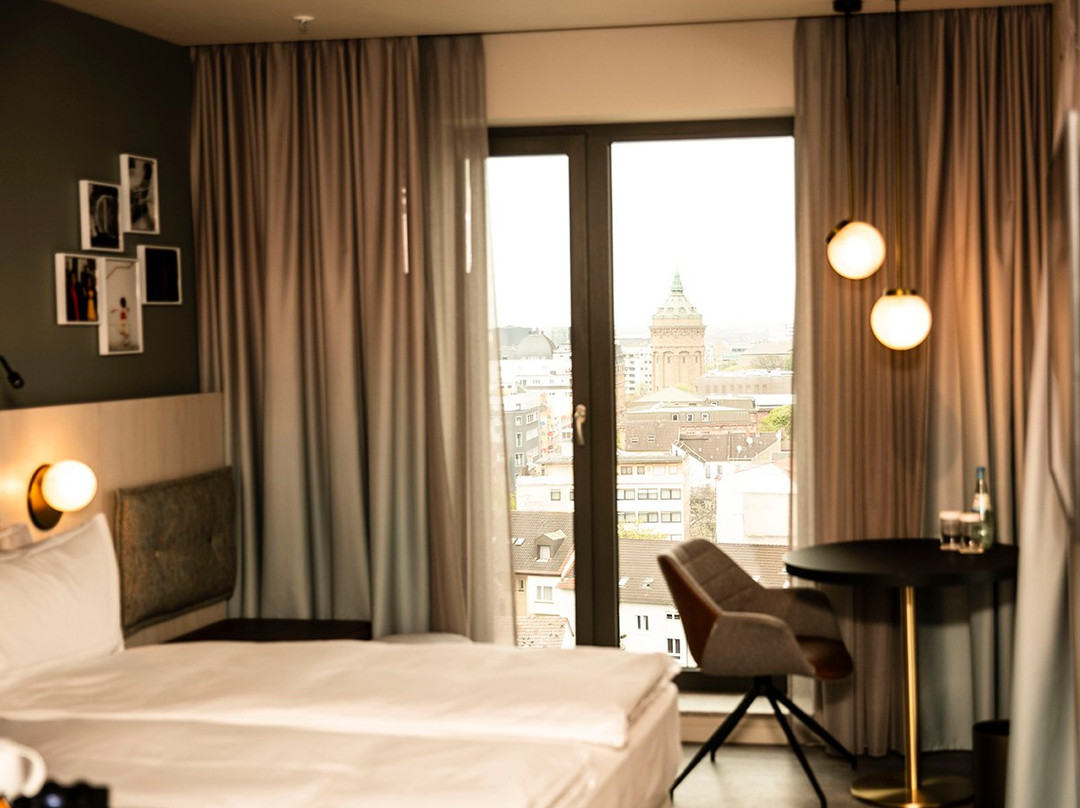 Hilton Garden Inn Mannheim主图